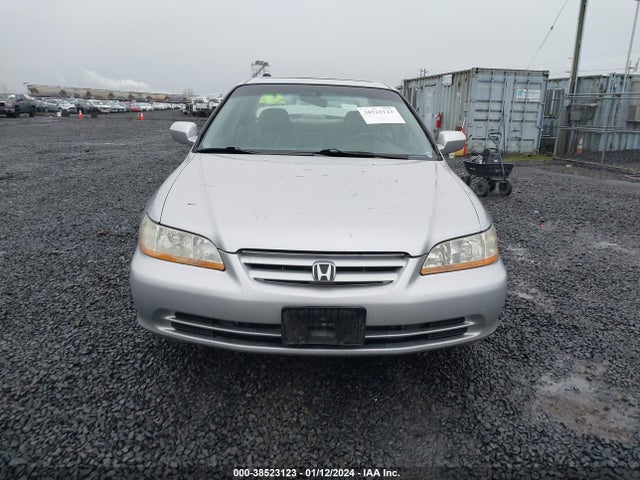 2002 HONDA ACCORD 3.0 EX VIN: 1HGCG16582A045302