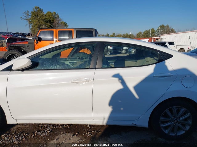 2016 HYUNDAI ELANTRA SE VIN: 5NPDH4AE4GH772607