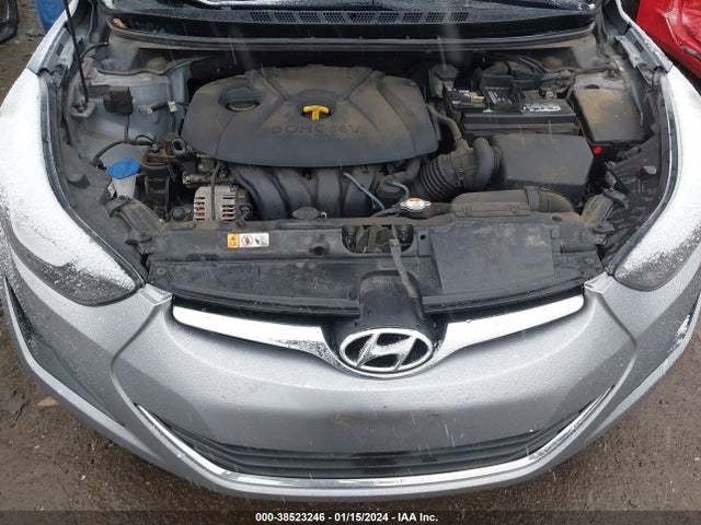 2015 HYUNDAI ELANTRA SE VIN: 5NPDH4AE4FH585785