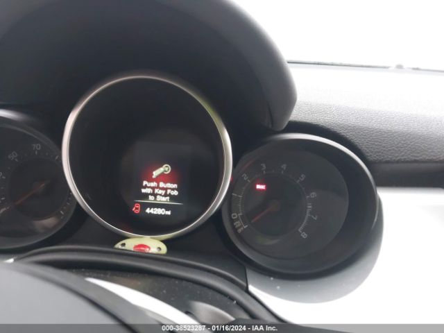 2018 FIAT 500X ZFBCFYDB9JP663374 Photo 6