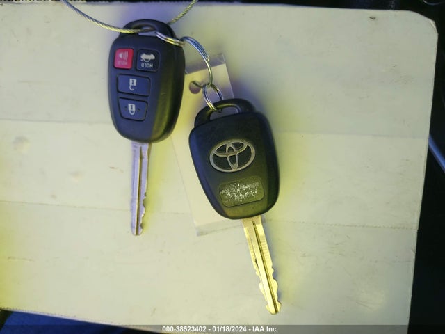 2016 TOYOTA CAMRY LE VIN: 4T4BF1FK5GR556699