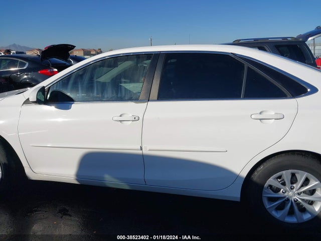 2016 TOYOTA CAMRY LE VIN: 4T4BF1FK5GR556699