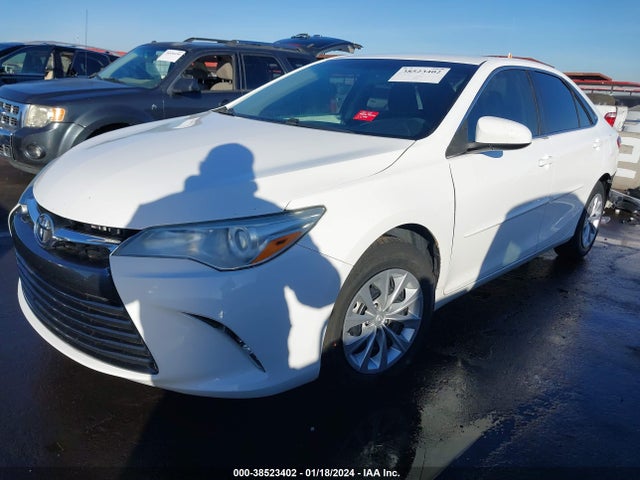 2016 TOYOTA CAMRY LE VIN: 4T4BF1FK5GR556699