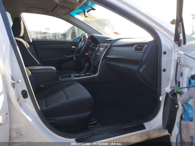 2016 TOYOTA CAMRY LE VIN: 4T4BF1FK5GR556699
