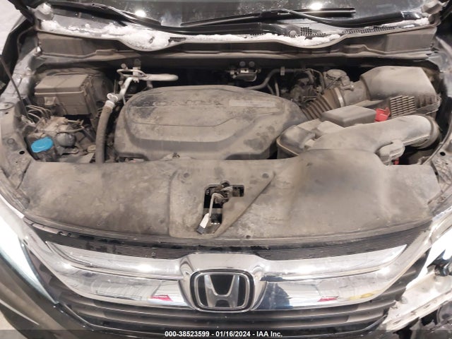 Honda Odyssey Touring 2018 5FNRL6H8XJB011313 Image 10