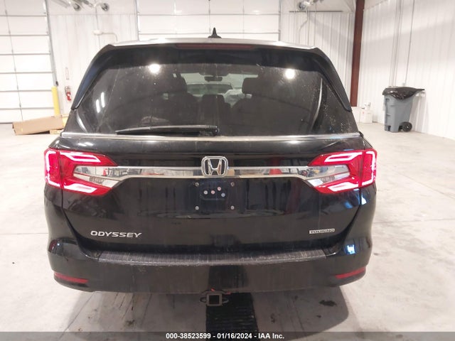 Honda Odyssey Touring 2018 5FNRL6H8XJB011313 Image 16