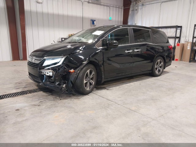 Honda Odyssey Touring 2018 5FNRL6H8XJB011313 Image 2