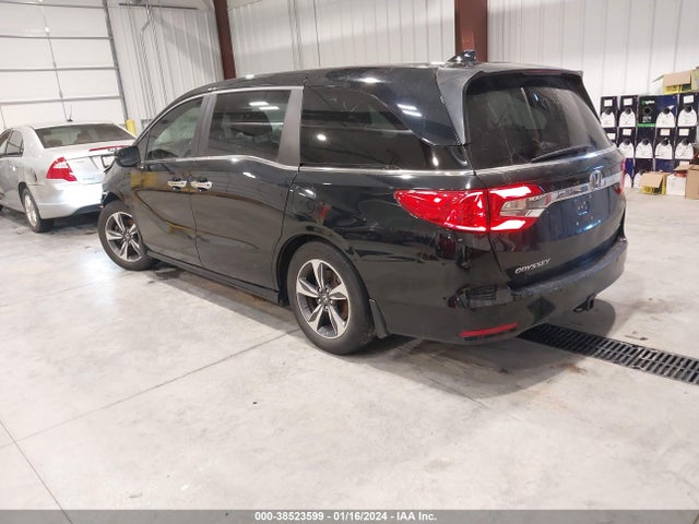 Honda Odyssey Touring 2018 5FNRL6H8XJB011313 Image 3