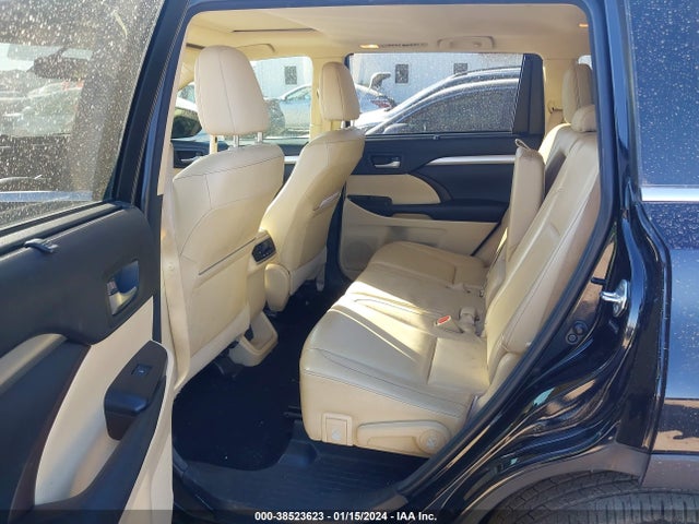 2014 TOYOTA HIGHLANDER XLE V6 VIN: 5TDKKRFH6ES028233