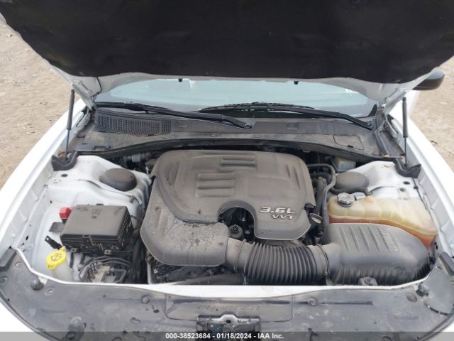 2C3CDXHG2KH608052 Dodge Charger Gt Rwd