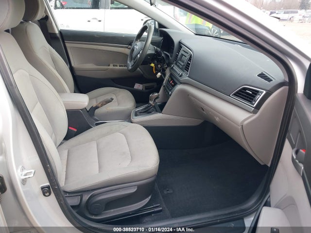 2017 HYUNDAI ELANTRA SE VIN: KMHD74LF1HU092093