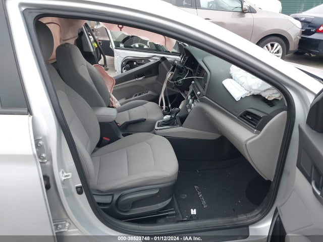 Hyundai ELANTRA SE 2019 5NPD74LF4KH486886 Image 5
