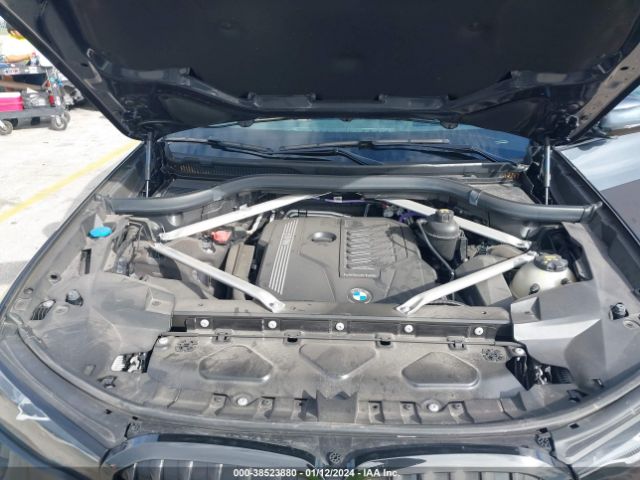 5UXCW2C04M9G44123 BMW X7 Xdrive40i