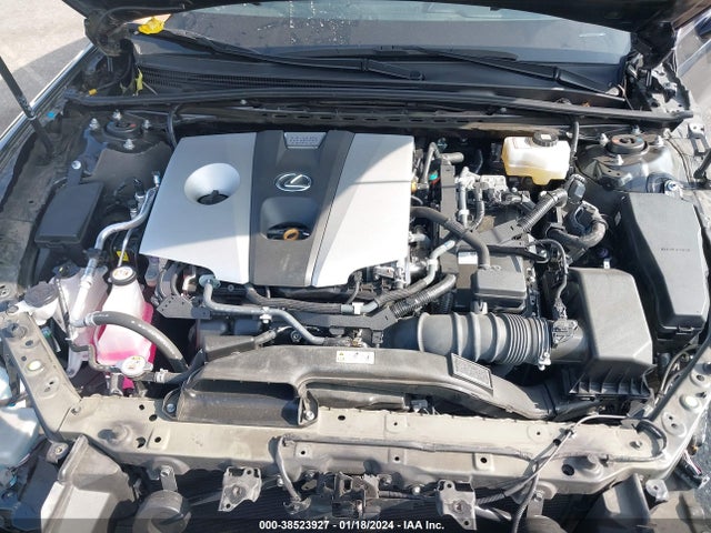 58ADA1C17MU007992 Lexus ES 300H