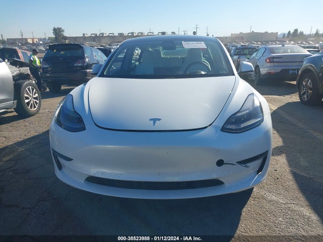5YJ3E1EA8MF938857 Tesla Model 3 Standard Range Plus Rear-wheel Drive