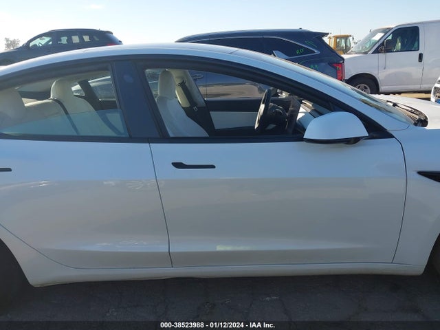 5YJ3E1EA8MF938857 Tesla Model 3 Standard Range Plus Rear-wheel Drive