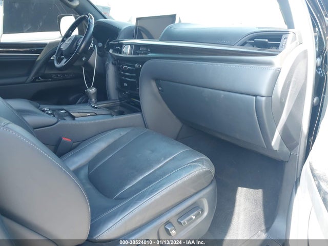 Lexus Lx 570 Three-row 2021 JTJDY7AX3M4340561 Image 5