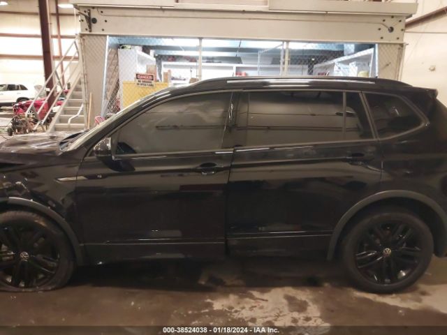 3VV8B7AX6NM107089 Volkswagen Tiguan 2.0t Se R-line Black