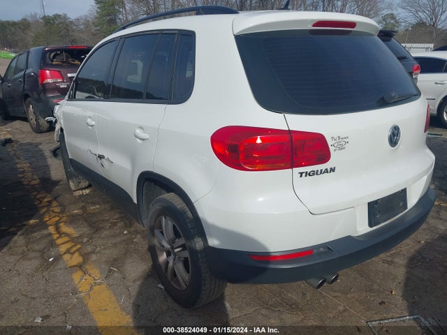 WVGAV7AX9GW531257 Volkswagen TIGUAN S