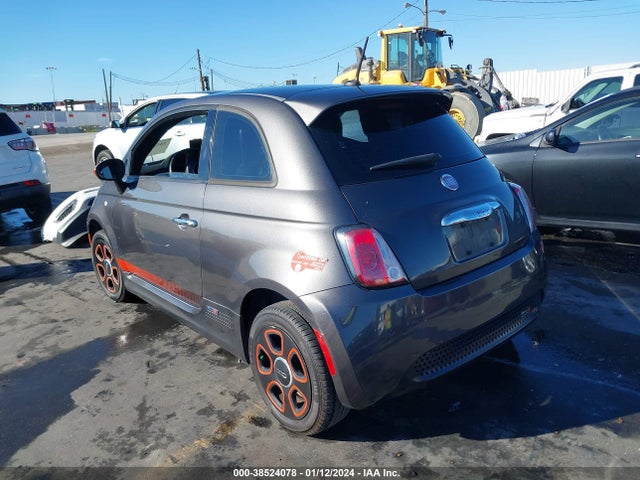 2014 FIAT 500E 3C3CFFGE2ET208511 Photo 2