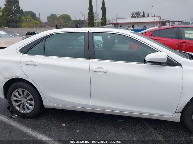 Toyota CAMRY LE 2016 4T4BF1FK5GR523170 Image 13