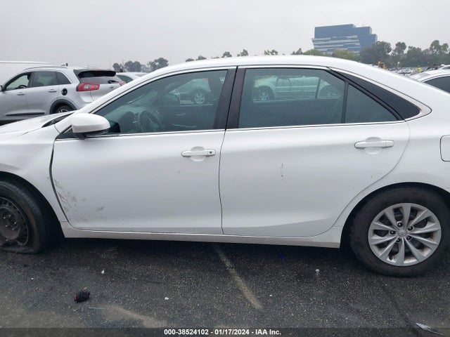 Toyota CAMRY LE 2016 4T4BF1FK5GR523170 Image 14