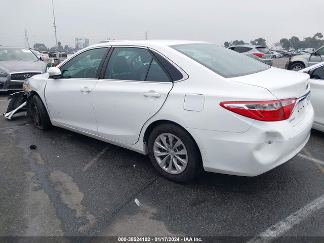 Toyota CAMRY LE 2016 4T4BF1FK5GR523170 Image 3