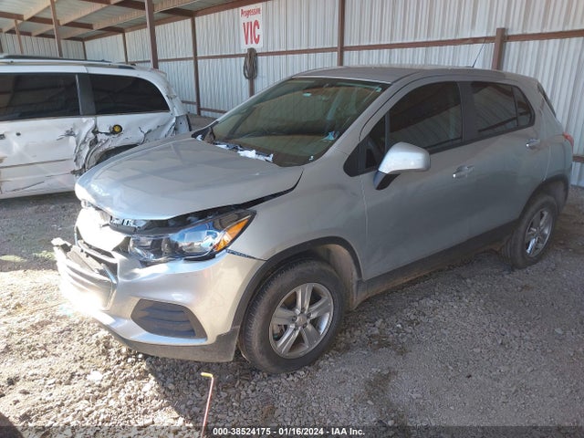 Chevrolet Trax Awd Ls 2022 KL7CJNSM3NB552172 Image 2