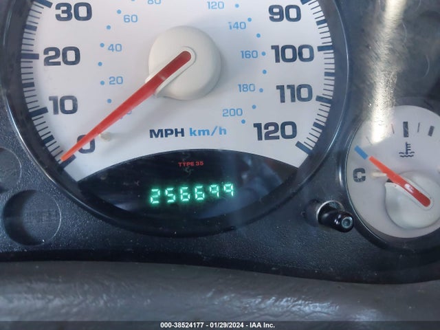 2002 JEEP LIBERTY SPORT VIN: 1J4GL48K82W270395