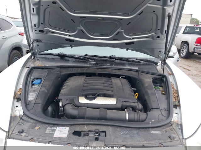 2010 PORSCHE CAYENNE WP1AA2AP0ALA04220 Photo 9