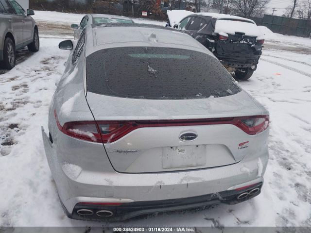 KNAE25LA1J6021985 KIA Stinger Premium