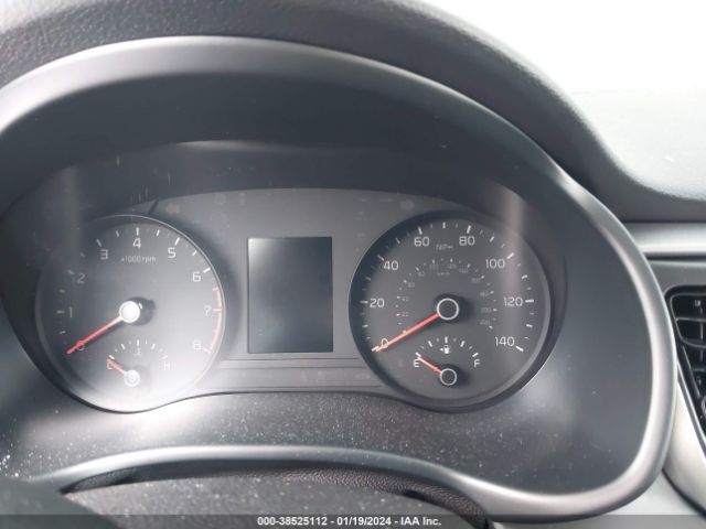 3KPA25AD0PE596015 KIA Rio 5-door S