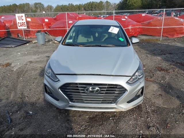 Hyundai SONATA SE 2019 5NPE24AF6KH755914 Image 12
