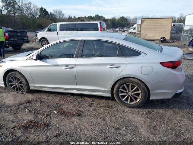 Hyundai SONATA SE 2019 5NPE24AF6KH755914 Image 14