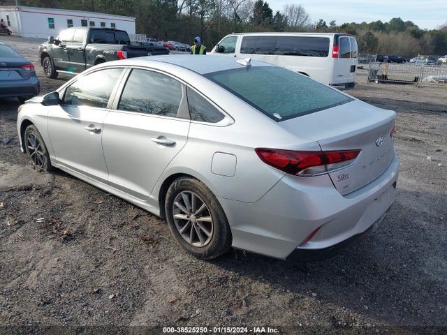 Hyundai SONATA SE 2019 5NPE24AF6KH755914 Image 3