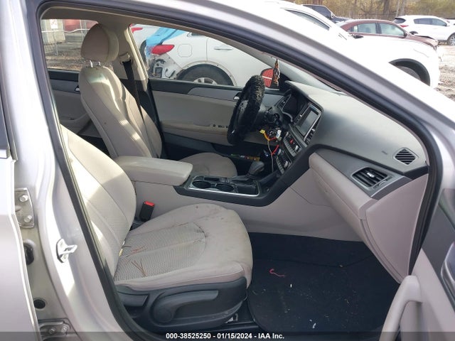Hyundai SONATA SE 2019 5NPE24AF6KH755914 Image 5