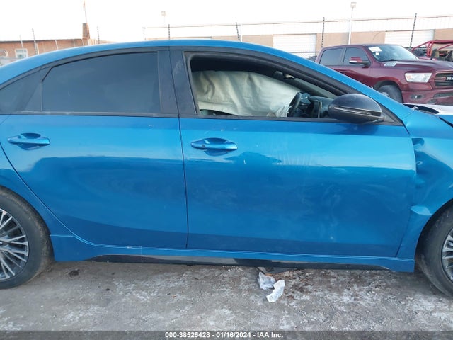 KIA Forte Gt-line 2022 3KPF54AD4NE470440 Image 13