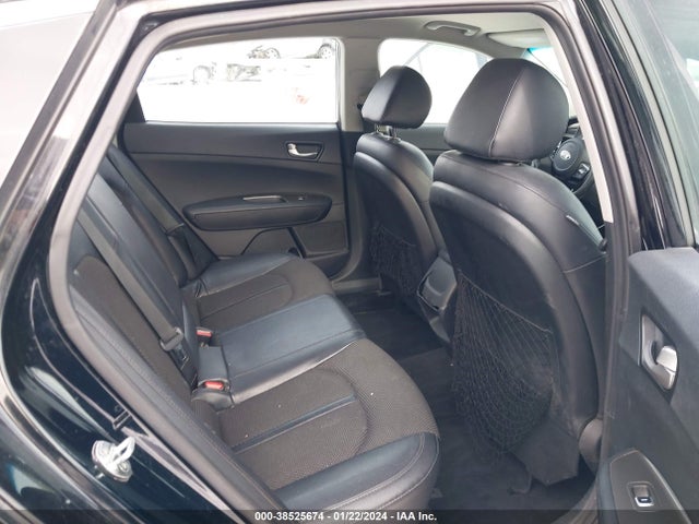 2019 KIA OPTIMA S VIN: 5XXGT4L30KG366352