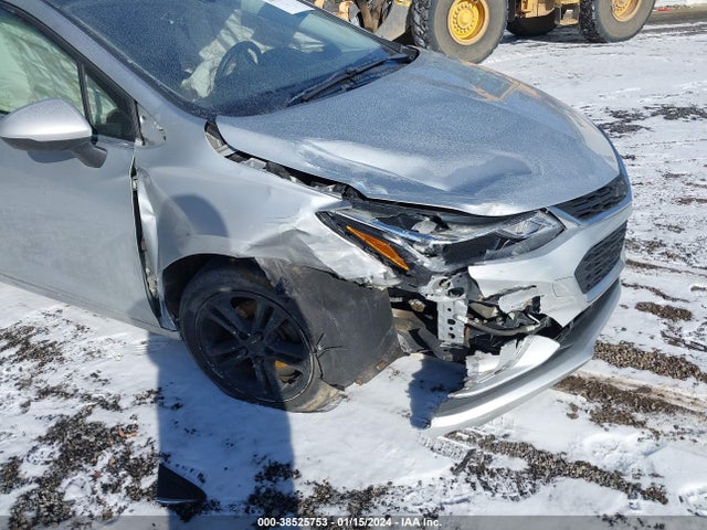 Chevrolet Cruze Lt Auto 2018 1G1BE5SM3J7165291 Image 6