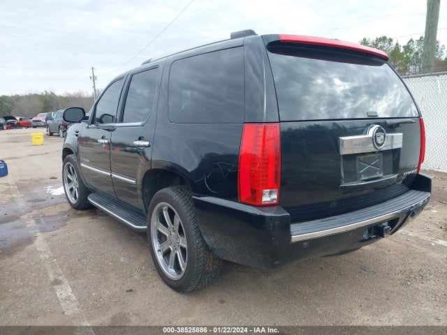 2008 CADILLAC ESCALADE STANDARD VIN: 1GYFK63818R245657