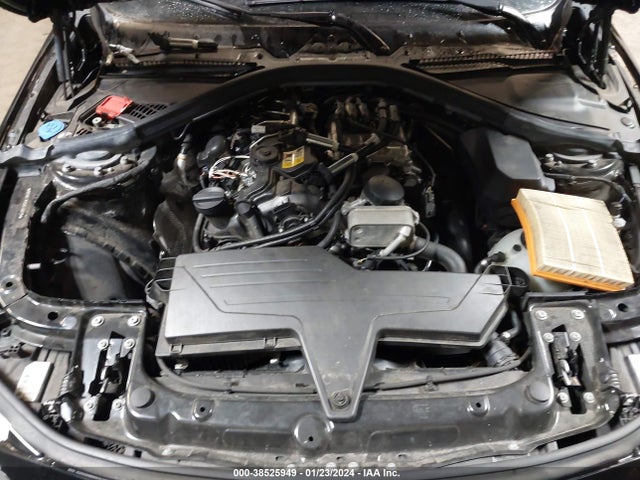 BMW 320i Xdrive 2018 WBA8A3C56JA488615 Image 10