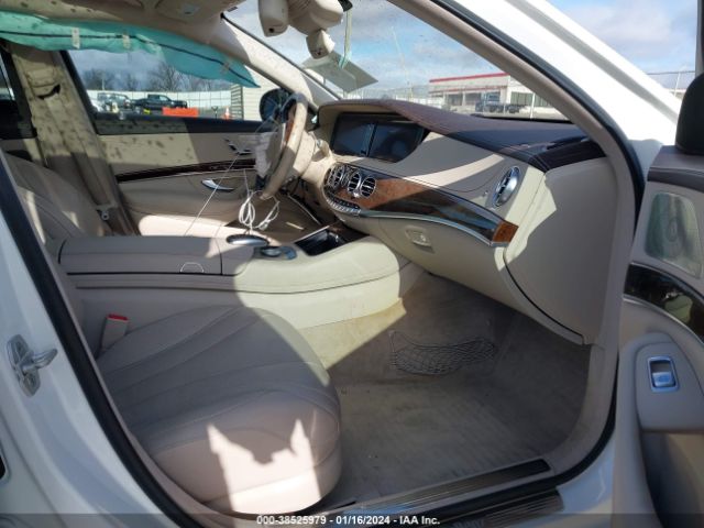 WDDUG8CB1HA301042 Mercedes-Benz S 550