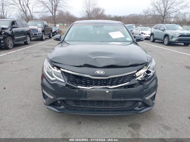 5XXGT4L34KG284883 KIA Optima S