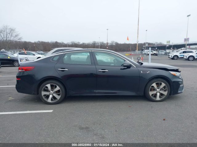 5XXGT4L34KG284883 KIA Optima S