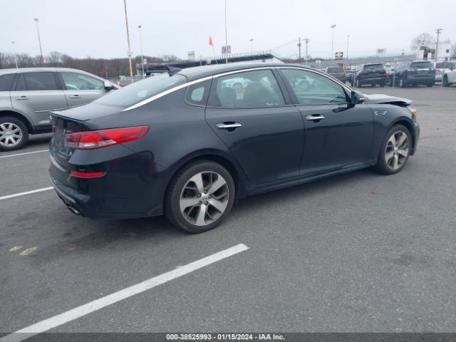 5XXGT4L34KG284883 KIA Optima S