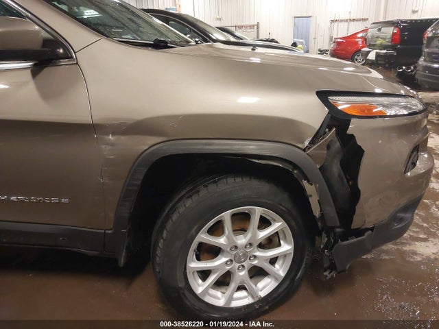 Jeep Cherokee Latitude 2016 1C4PJMCS9GW285482 Image 12
