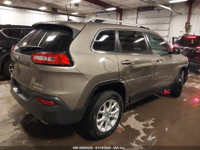 Jeep Cherokee Latitude 2016 1C4PJMCS9GW285482 Image 4