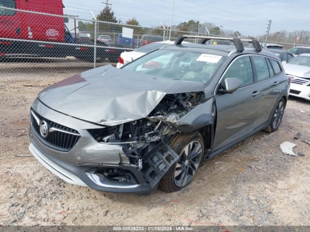 W04GU8SX1J1140382 Buick Regal Tourx Preferred