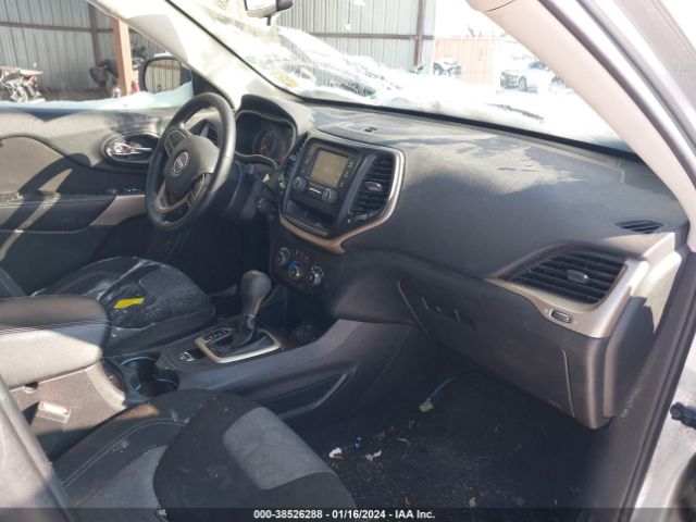 1C4PJLAB9HW650886 Jeep Cherokee Sport