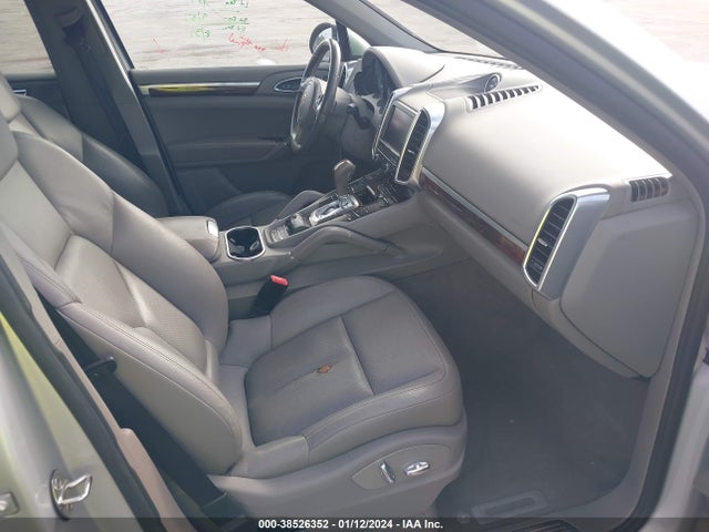 2012 PORSCHE CAYENNE WP1AB2A23CLA49446 Photo 4